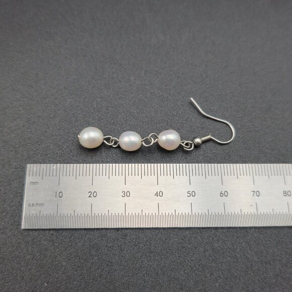 Silver Plated Triple Genuine White Pearl Dangle Earrings A6576 - Picture 4 of 5